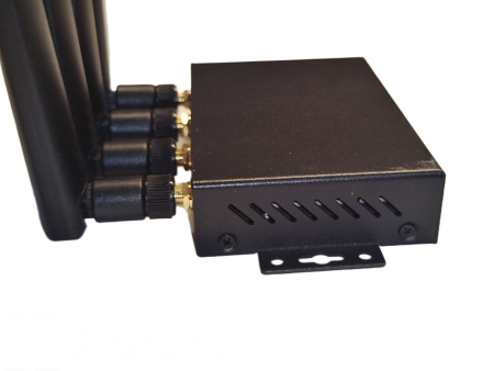 Интернет-модем LTE20 в металлическом корпусе ПитерЛинк B2B